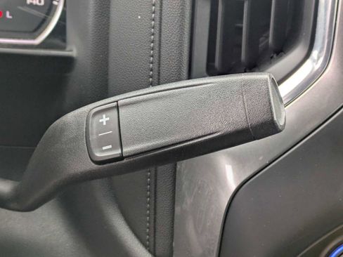 Used 2021 Chevrolet Silverado 1500 LT Trail Boss w/ Convenience Package II image 30