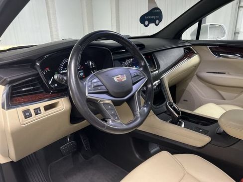 Used 2019 Cadillac XT5 Luxury FWD image 10