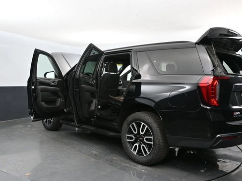 Used 2024 GMC Yukon AT4 w/ Technology Package AWD/4WD image 46