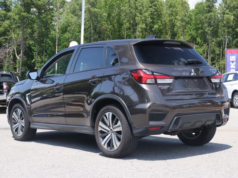 Used 2024 Mitsubishi Outlander Sport AWD image 3