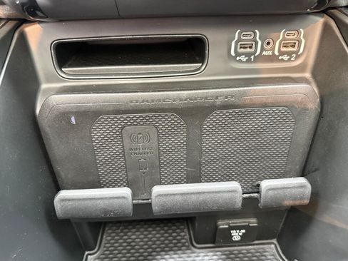 Used 2021 RAM 1500 Laramie AWD/4WD image 31
