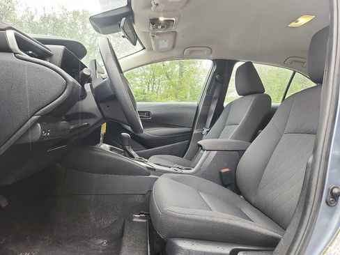Used 2024 Toyota Corolla LE FWD image 13