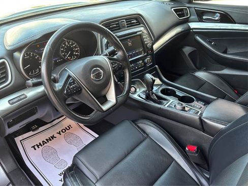 Used 2021 Nissan Maxima 3.5 SV w/ Floor Mat Group FWD image 11