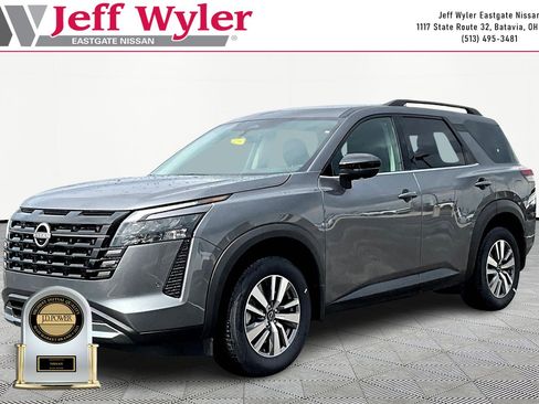New 2026 Nissan Pathfinder SL AWD/4WD image 1