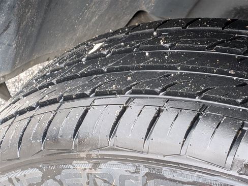 Used 2017 Ford Explorer Limited w/ Equipment Group 303A image 11