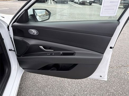 New 2026 Hyundai Elantra Blue image 14