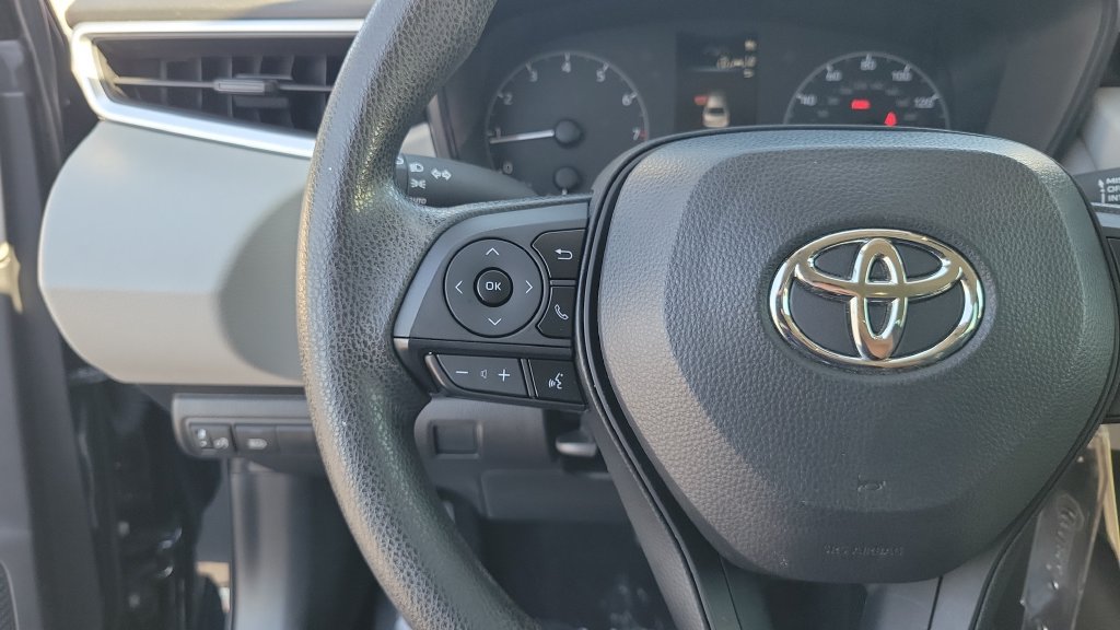 Used 2023 Toyota Corolla LE FWD image 21