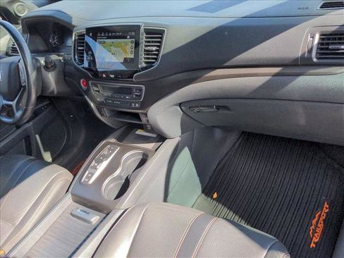 Used 2023 Honda Passport TrailSport image 23