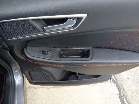 Used 2024 Ford Edge ST-Line AWD/4WD image 30