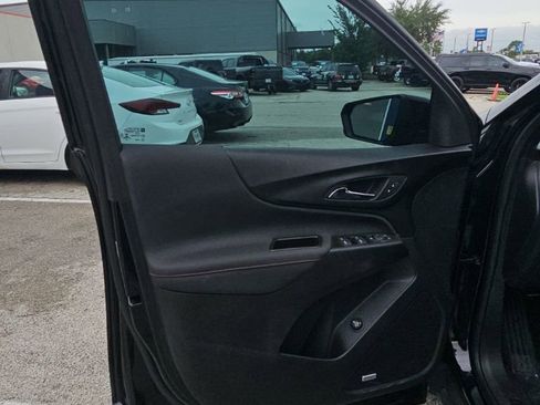 Used 2023 Chevrolet Equinox RS w/ RS Leather Package FWD image 10