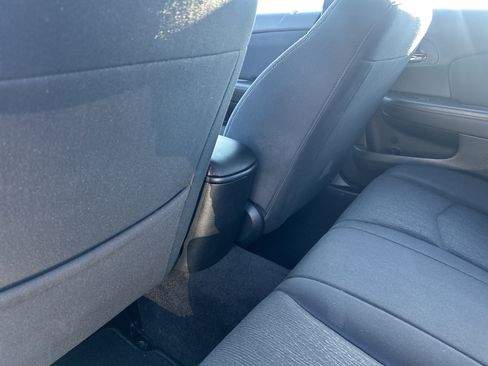 Used 2013 Chrysler 200 Touring FWD image 36