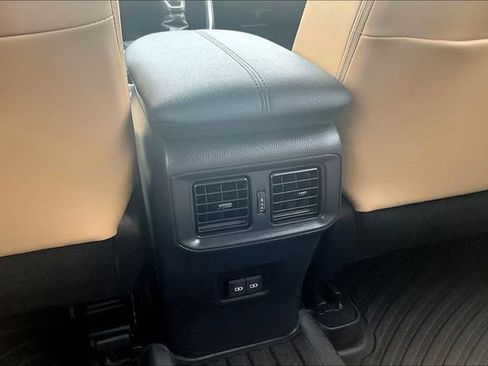 Used 2025 Toyota RAV4 XLE Premium AWD/4WD image 10