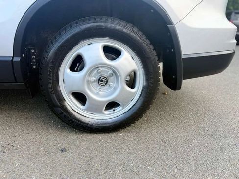 Used 2010 Honda CR-V LX image 19