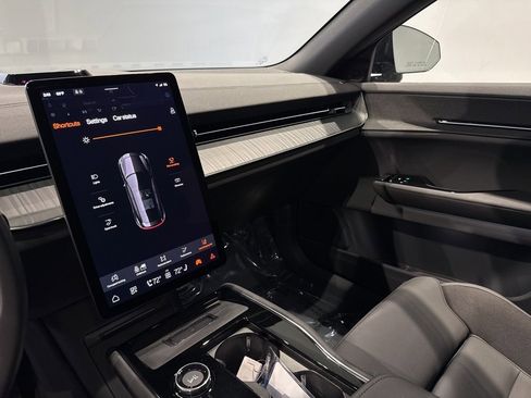 Used 2025 Polestar Polestar 3 image 15