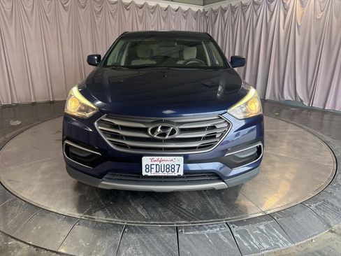 Used 2017 Hyundai Santa Fe Sport image 2