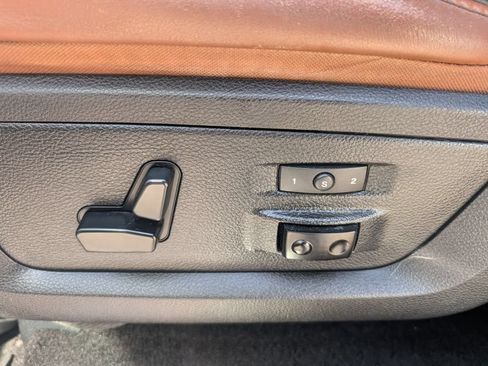 Used 2015 RAM 1500 Laramie Longhorn w/ Convenience Group AWD/4WD image 10