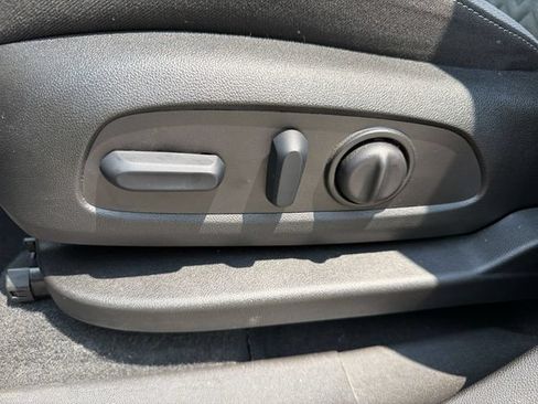 Used 2024 Chevrolet Equinox LS w/ LS Convenience Package FWD image 14