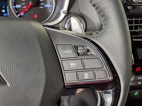 Used 2024 Mitsubishi Eclipse Cross SEL image 25