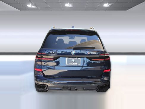 New 2026 BMW X7 M60i image 10