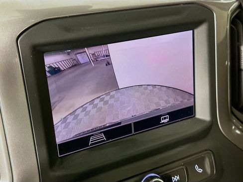 Used 2024 Chevrolet Silverado 1500 Custom image 15