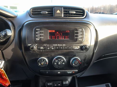 Used 2014 Kia Soul image 26