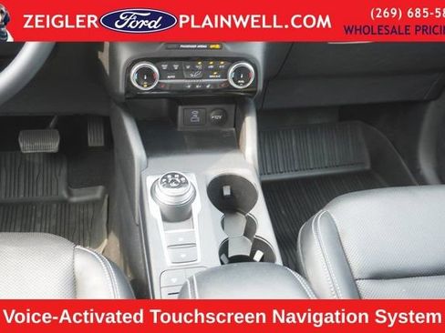 Used 2022 Ford Escape SEL image 16