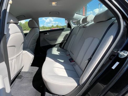 Used 2018 Hyundai Sonata SE image 32