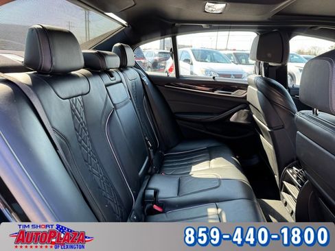 Used 2019 BMW M550i xDrive w/ Premium Package image 45
