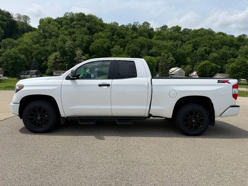 Used 2020 Toyota Tundra SR5 w/ SX Package AWD/4WD image 8