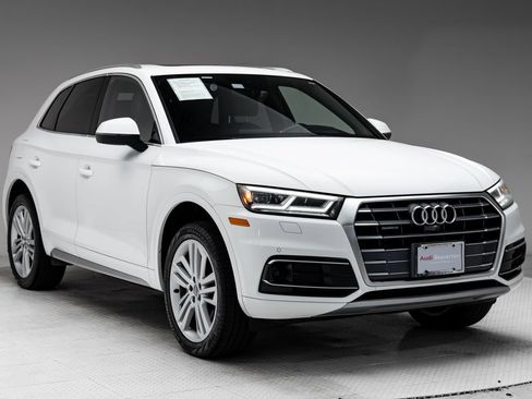 Used 2018 Audi Q5 Prestige w/ Prestige Package AWD/4WD image 30