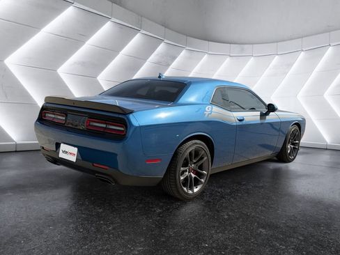 Used 2023 Dodge Challenger GT w/ Plus Package image 4