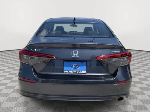 Used 2022 Honda Civic Sport image 11
