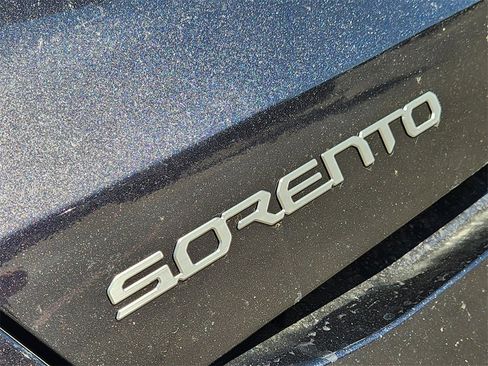 New 2026 Kia Sorento S w/ S Panoramic Sunroof Package image 8