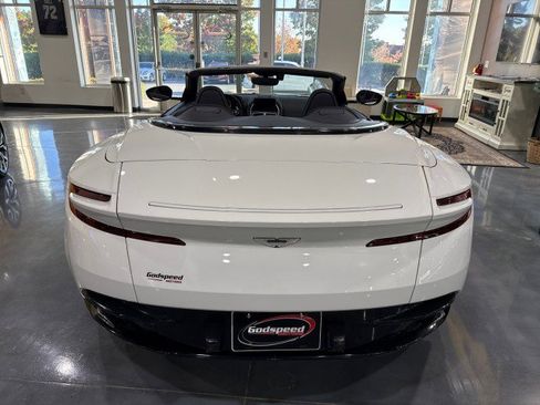 Used 2019 Aston Martin DB11 Tech Pkg $236K MSRP image 7
