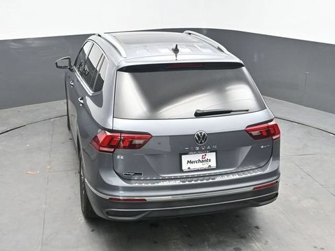 Used 2023 Volkswagen Tiguan SE AWD/4WD image 24