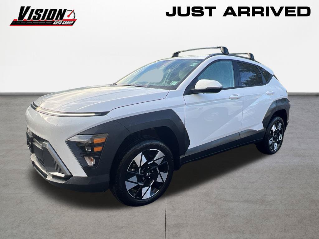Certified 2025 Hyundai Kona SEL AWD/4WD image 2