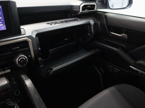 Used 2024 Toyota Tacoma TRD Off-Road AWD/4WD image 23