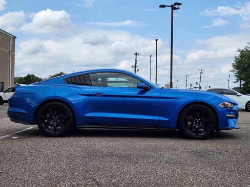Used 2019 Ford Mustang Coupe w/ Equipment Group 101A RWD image 3