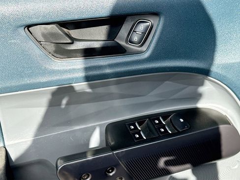 Certified 2023 Ford Maverick XL FWD image 19