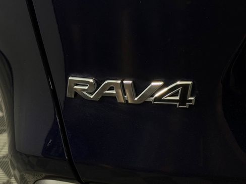 Used 2025 Toyota RAV4 XLE Premium AWD/4WD image 13