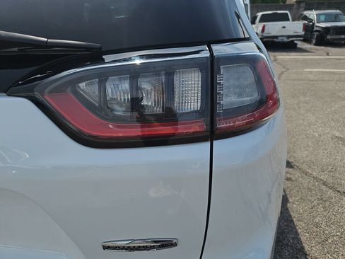 Used 2022 Jeep Cherokee Latitude Lux FWD image 33
