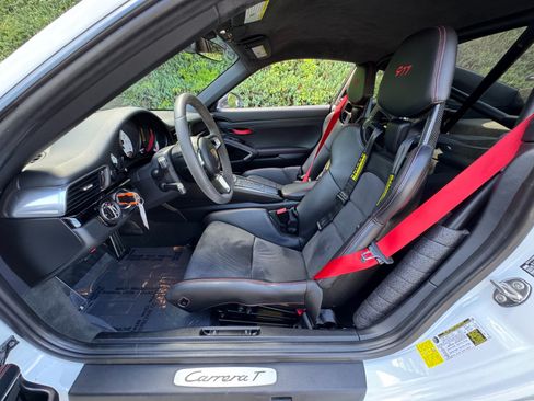 Used 2019 Porsche 911 Carrera image 29