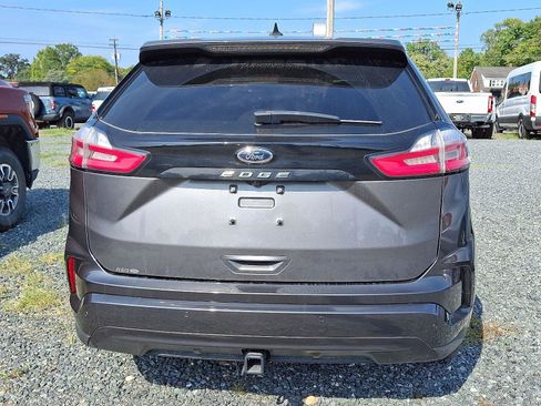 Used 2022 Ford Edge ST-Line w/ Class II Trailer Tow Package image 11