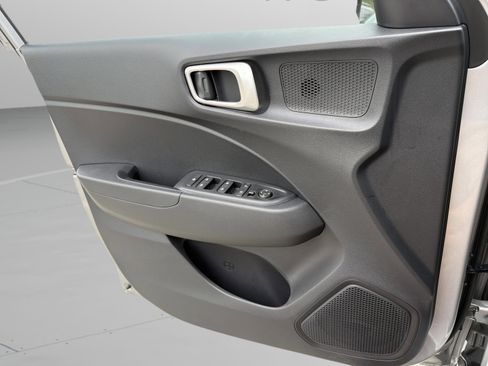 New 2026 Hyundai Venue SE FWD image 36