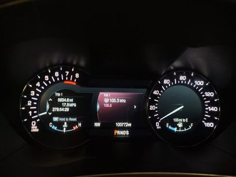 Used 2018 Lincoln MKX Reserve w/ Lincoln MKX Climate Package image 23