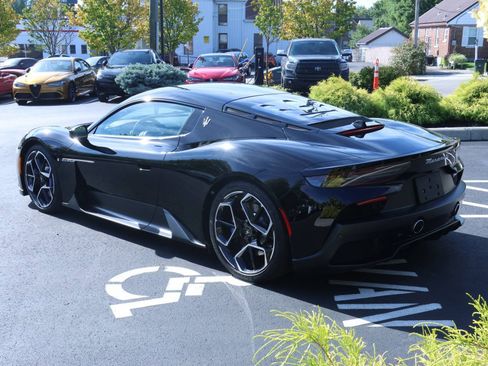 Used 2023 Maserati MC20 Coupe image 6