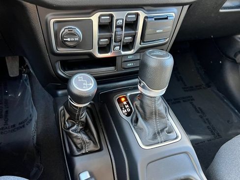 New 2026 Jeep Gladiator Sport AWD/4WD image 26