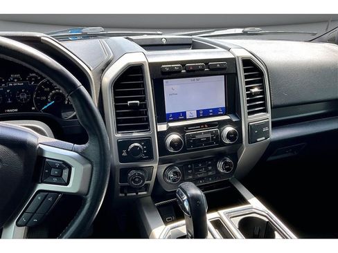 Used 2020 Ford F150 Lariat w/ Equipment Group 502A Luxury AWD/4WD image 7