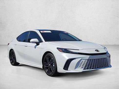 Certified 2025 Toyota Camry XSE FWD image 5
