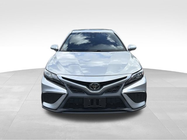 Used 2023 Toyota Camry SE FWD image 8